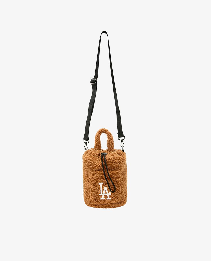 MLB - Túi đeo chéo hình trụ đứng Wool Fleece Bucket Hat