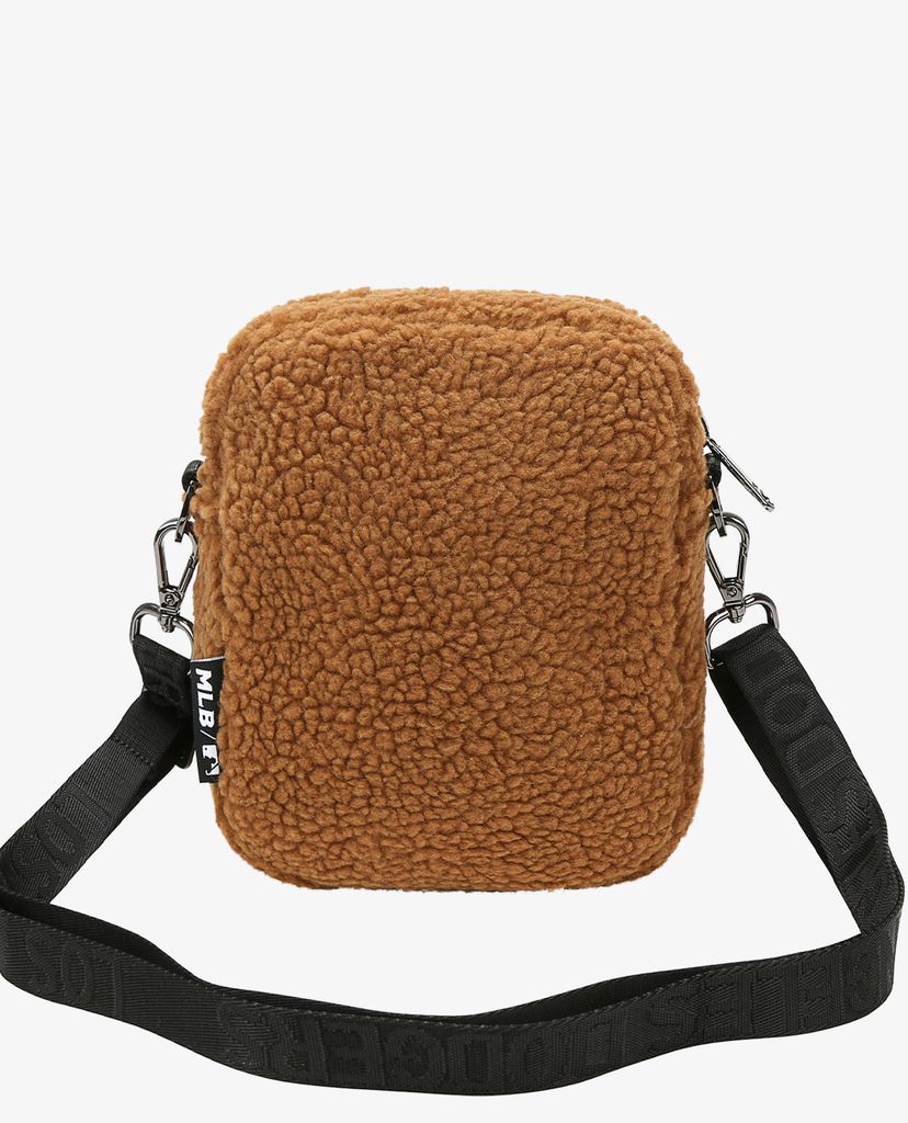 MLB - Túi đeo chéo hình vuông Wool Fleece Mini