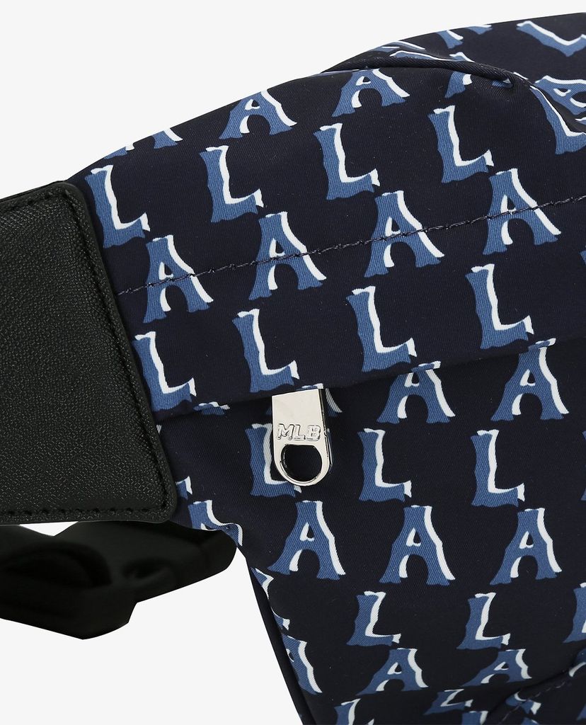 MLB - Túi đeo chéo cá tính Monogram Hip Sac