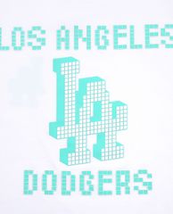 MLB - Áo thun cổ tròn ngắn tay PLAY Back Pixel Logo