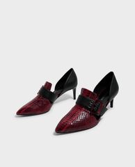 CHARLES & KEITH - Giày cao gót mũi nhọn Oversized Buckle