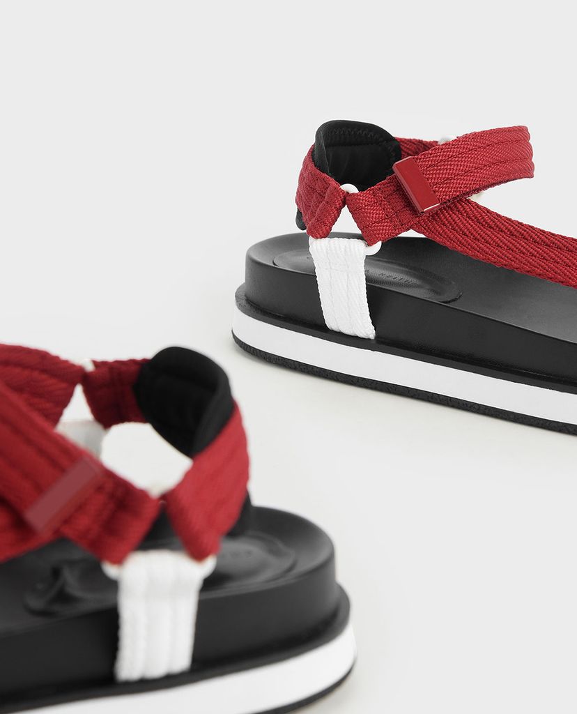 CHARLES & KEITH - Giày sandal nữ đế bánh mì Two Tone Strap