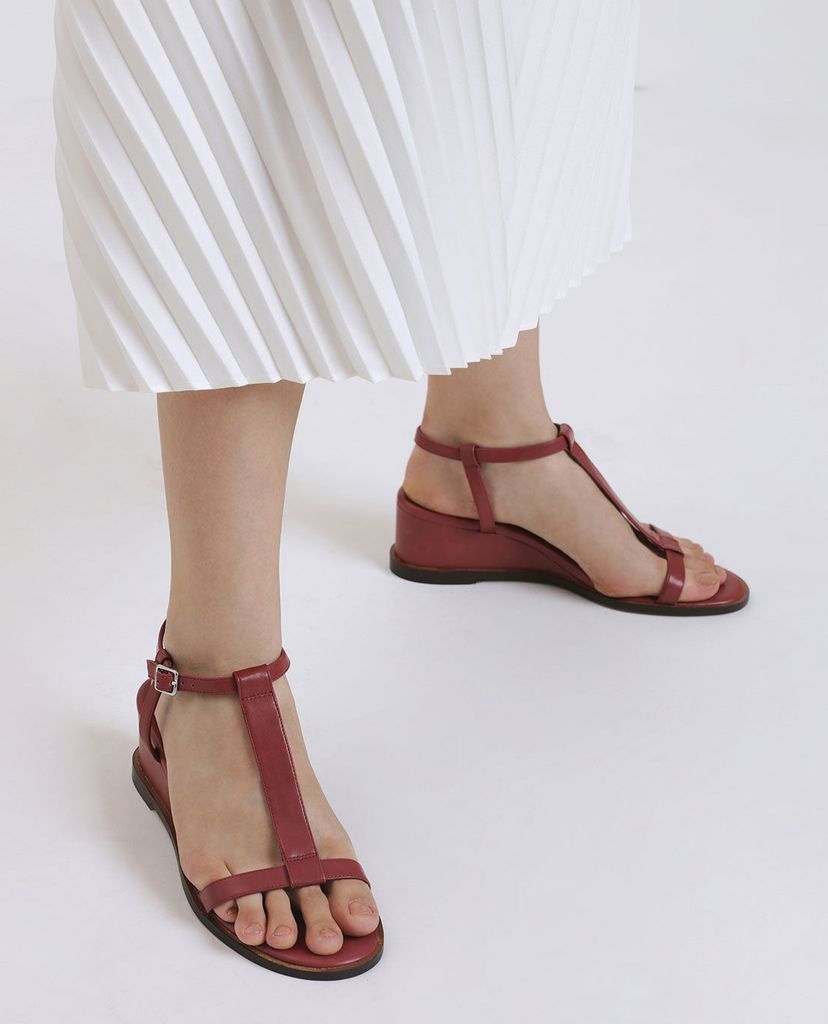 CHARLES & KEITH - Giày đế xuồng T Bar Wedges
