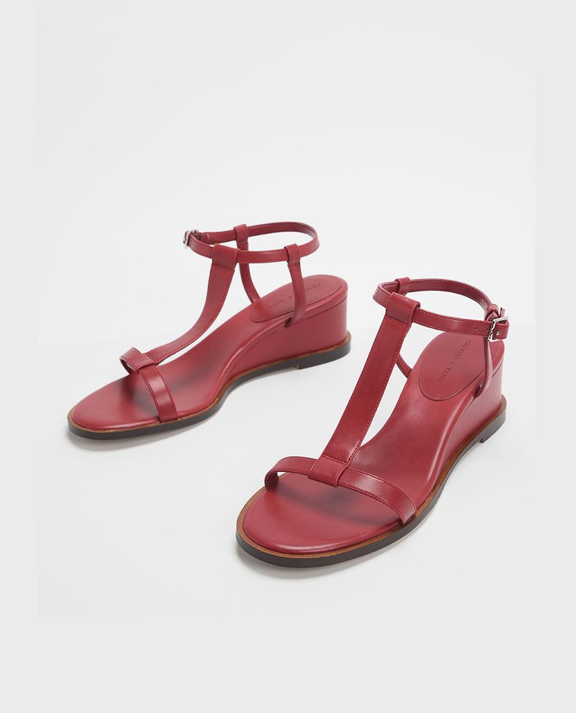 CHARLES & KEITH - Giày đế xuồng T Bar Wedges