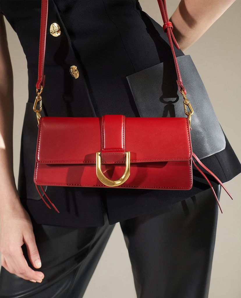 CHARLES & KEITH - Túi đeo vai nữ chữ nhật Metallic Buckle