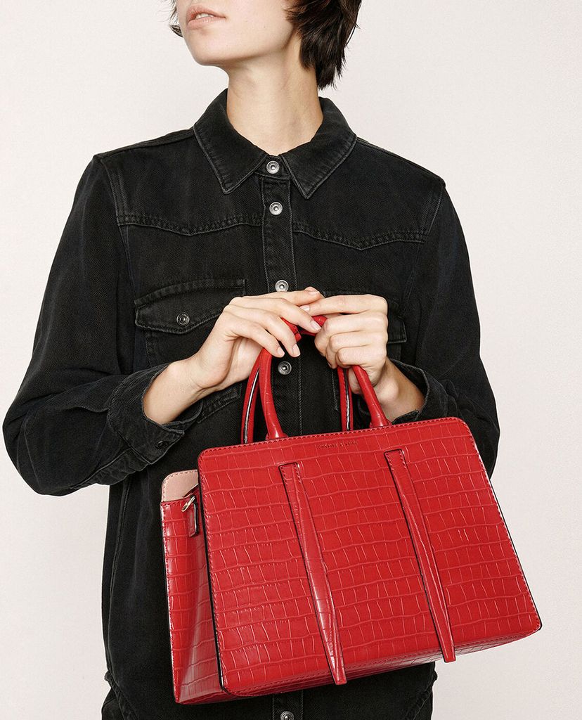 CHARLES & KEITH - Túi xách tay hình thang Large Laser Cut