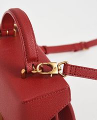 CHARLES & KEITH - Túi đeo vai phom chữ nhật Croc Effect Chain Shoulder