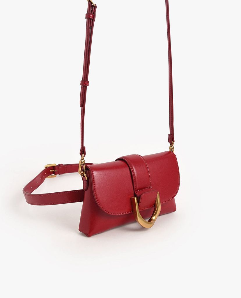 CHARLES & KEITH - Túi đeo chéo nữ chữ nhật nắp gập Metallic Buckle