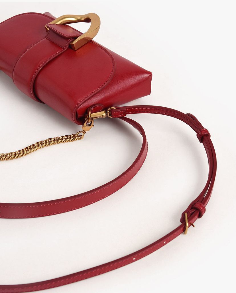 CHARLES & KEITH - Túi đeo chéo nữ chữ nhật nắp gập Metallic Buckle