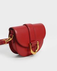 CHARLES & KEITH - Túi đeo vai nữ Mini Gabine Saddle