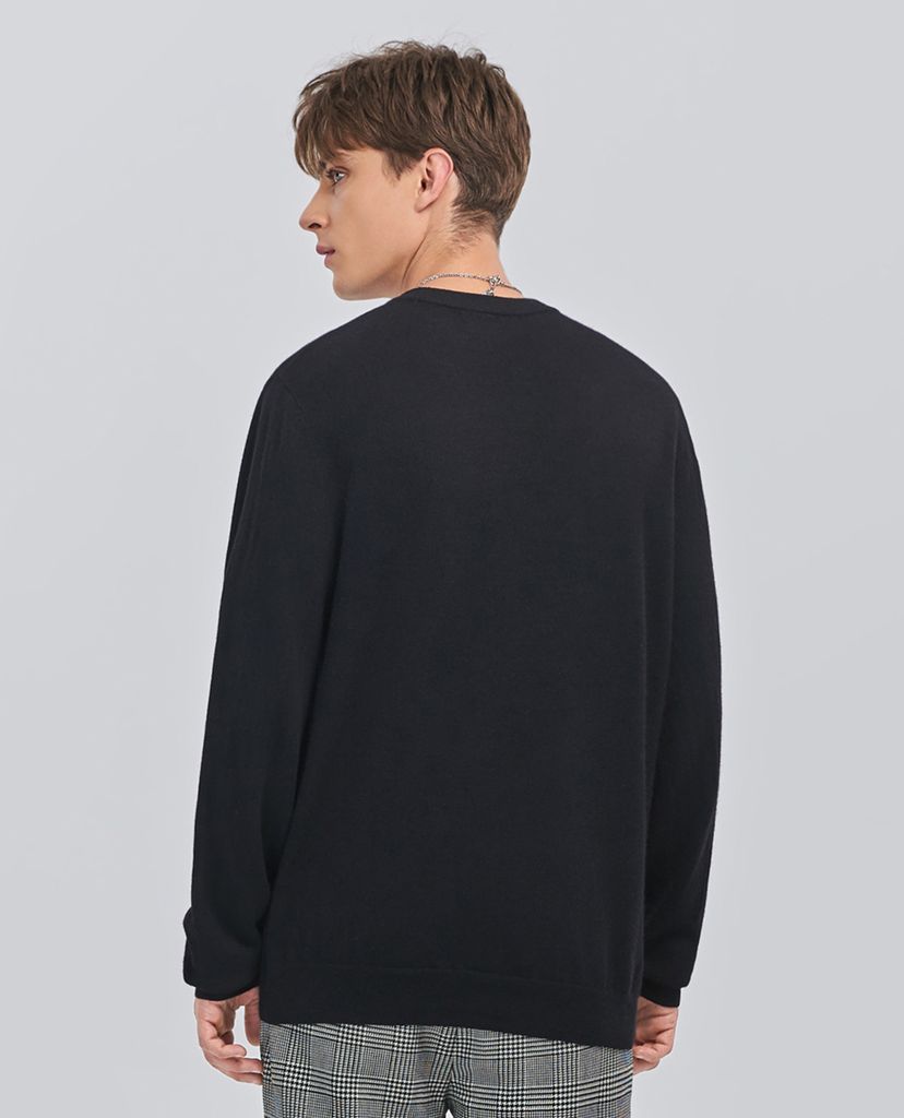 Áo sweater nam tay dài cổ tròn
