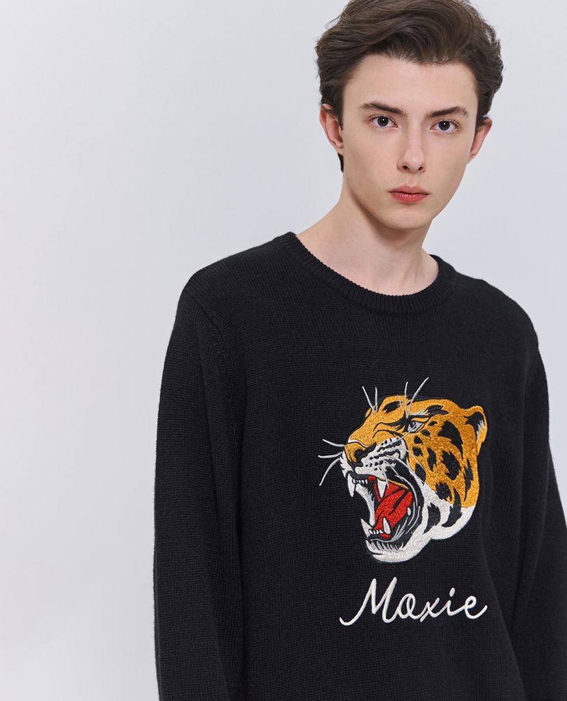 Áo sweater nam họa tiết cọp