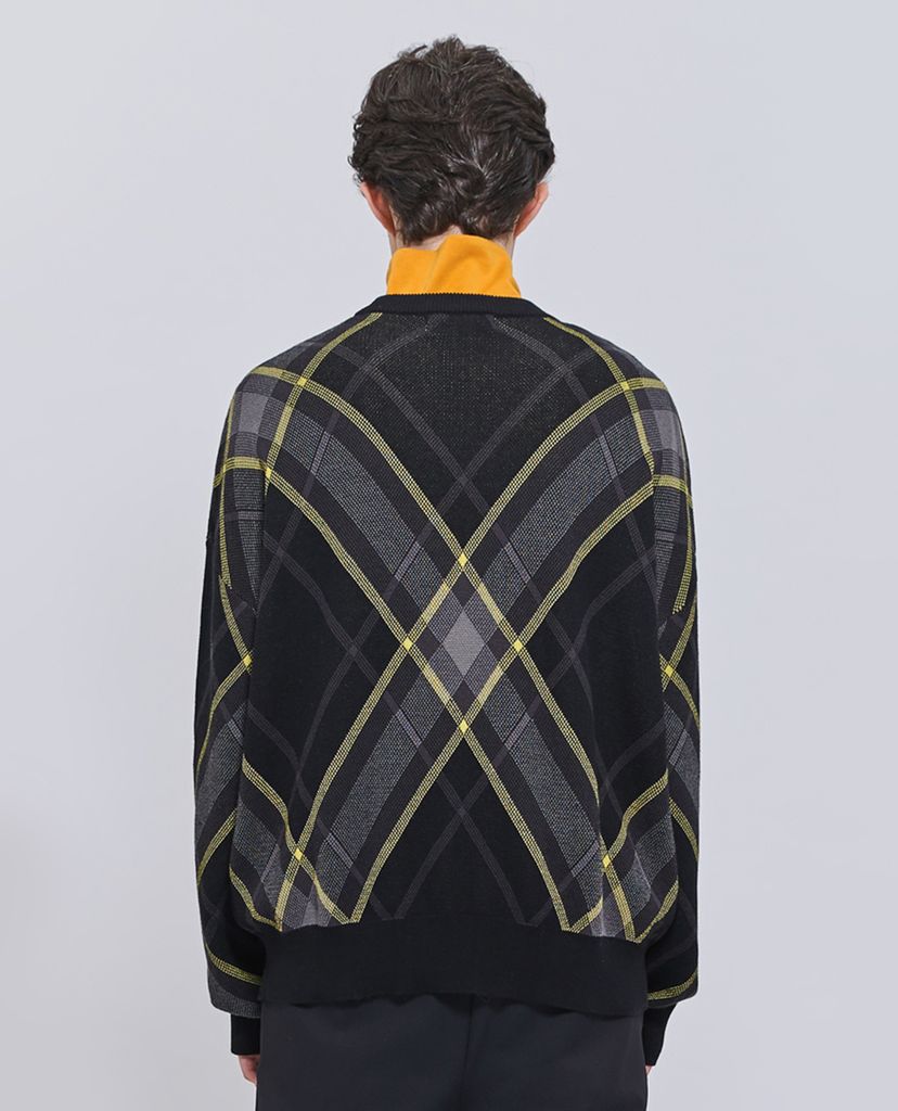 Áo sweater nam tay dài cổ tròn Striped