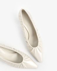 CHARLES & KEITH - Giày cao gót mũi nhọn xếp li hiện đại