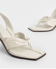 CHARLES & KEITH - Giày sandal cao gót Patent Slingback Thong