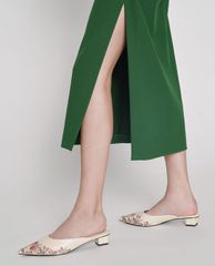 CHARLES & KEITH - Giày mules mũi nhọn Embroidered Floral