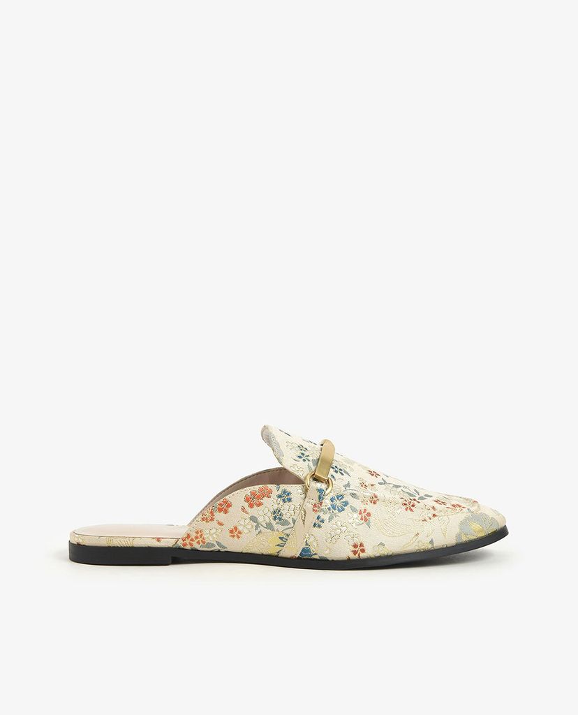 CHARLES & KEITH - Giày mules nữ mũi nhọn Metal Accent