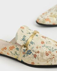 CHARLES & KEITH - Giày mules nữ mũi nhọn Metal Accent