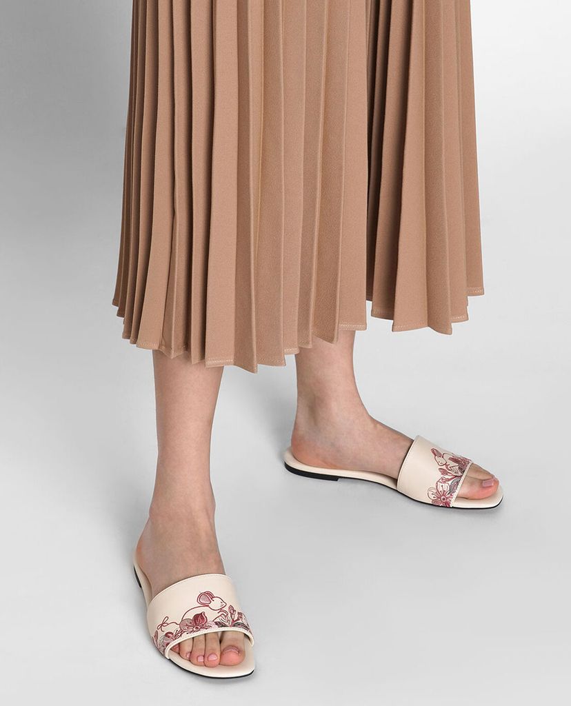 CHARLES & KEITH - Giày sandal nữ quai ngang Embroidered Slide