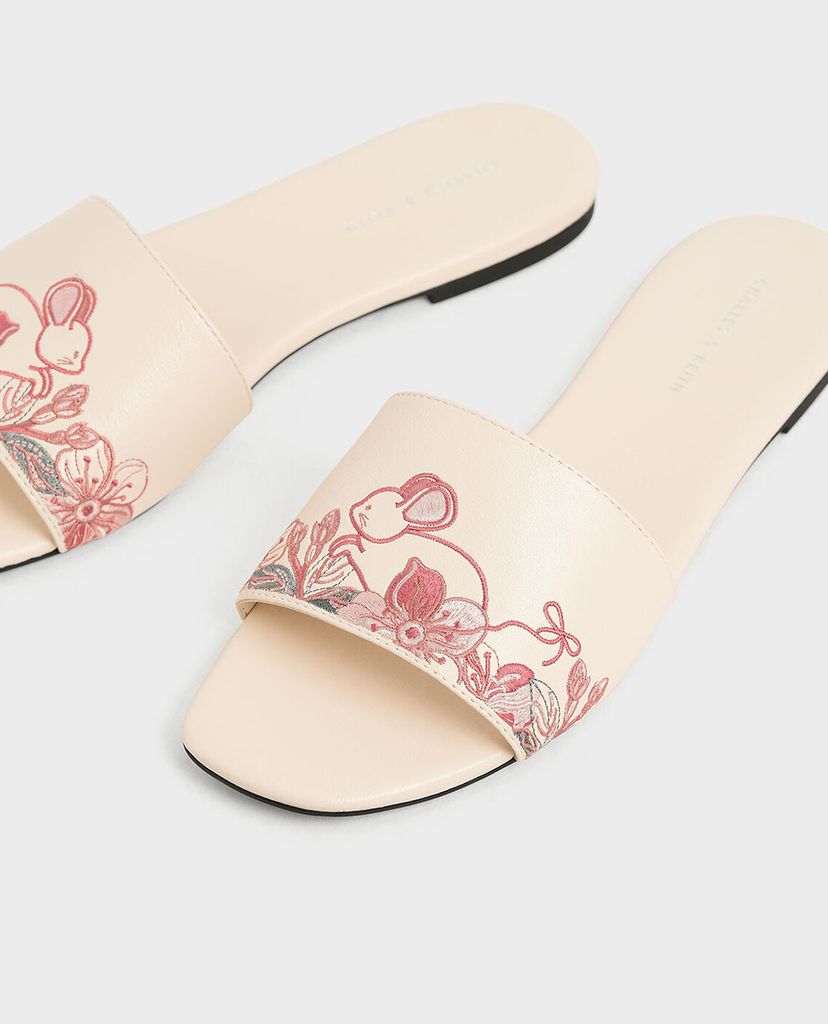 CHARLES & KEITH - Giày sandal nữ quai ngang Embroidered Slide