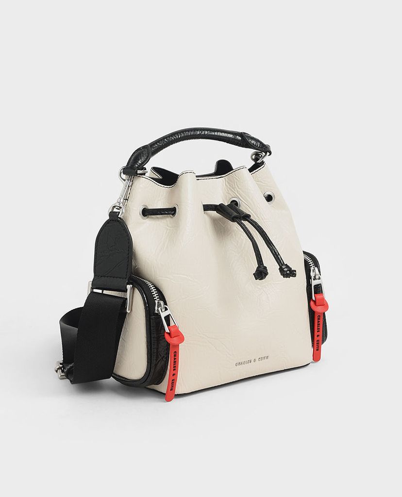 CHARLES & KEITH - Túi rút dây nữ Wrinkled Effect Drawstring Bucket