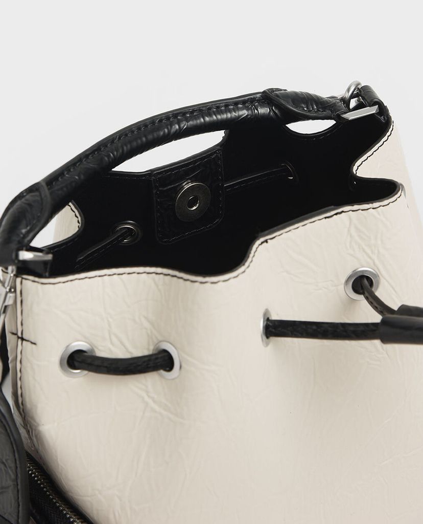 CHARLES & KEITH - Túi rút dây nữ Wrinkled Effect Drawstring Bucket