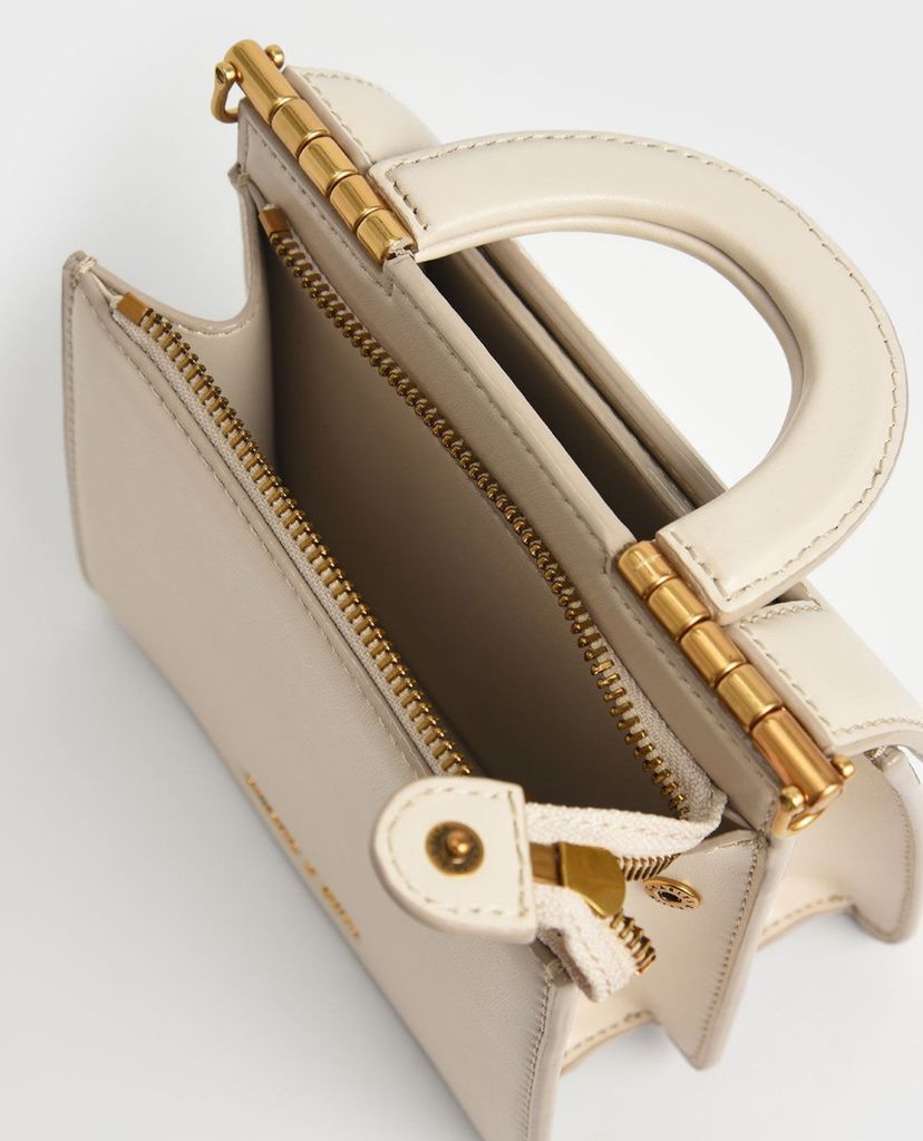 CHARLES & KEITH - Túi xách tay nữ hình vuông Top Envelope