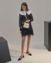CHARLES & KEITH - Túi xách tay nữ hình vuông Top Envelope