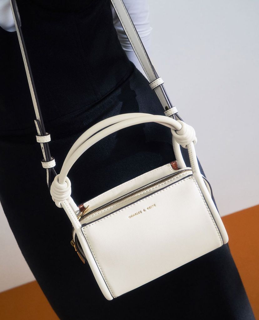 CHARLES & KEITH - Túi đeo vai nữ chữ nhật chi tiết tay cầm xoắn thời trang