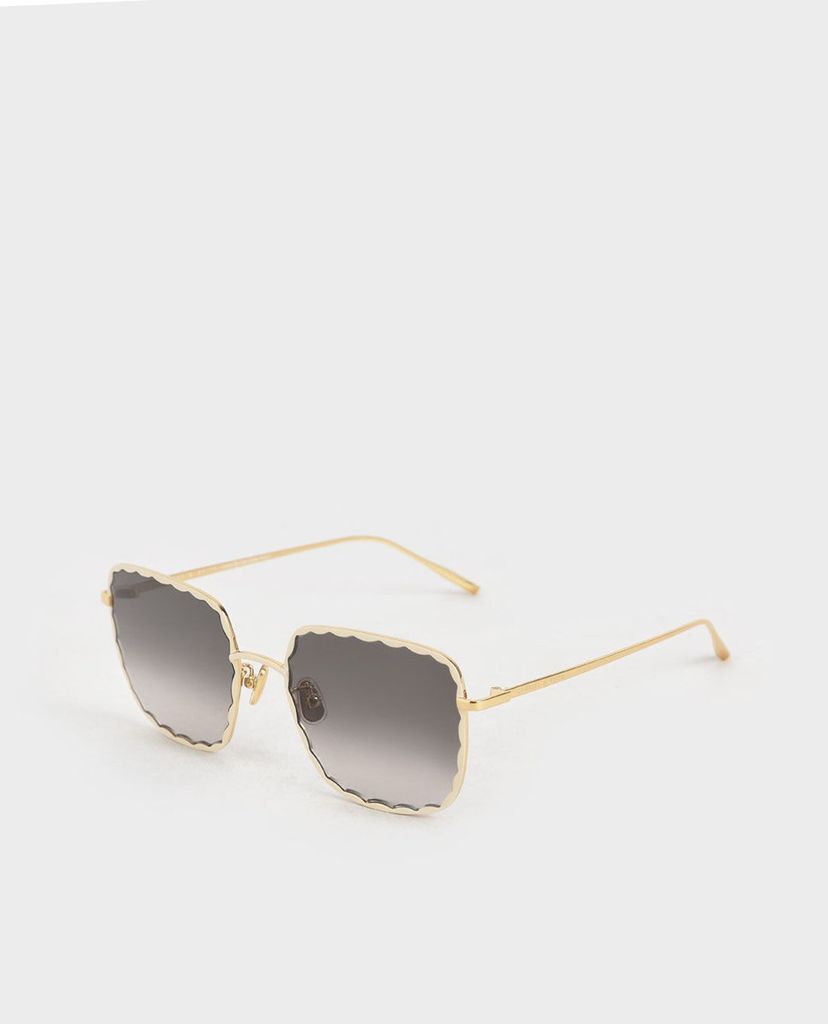 CHARLES & KEITH - Kính mát nữ gọng vuông Scallop Trim Butterfly