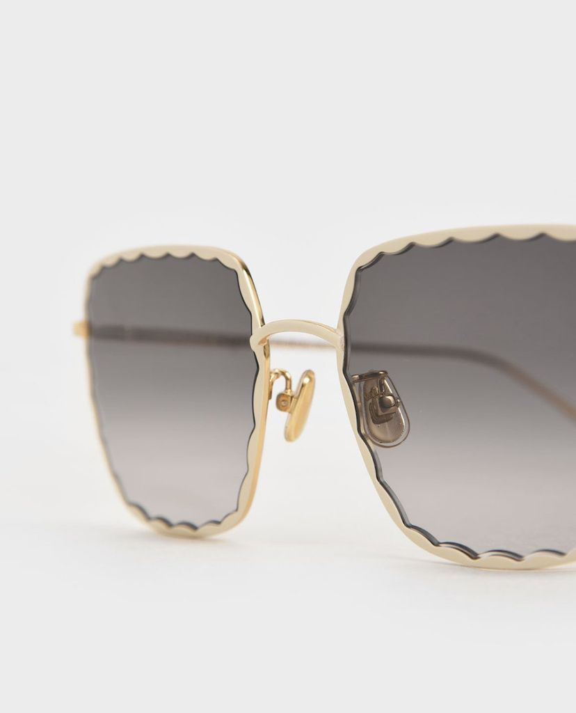 CHARLES & KEITH - Kính mát nữ gọng vuông Scallop Trim Butterfly