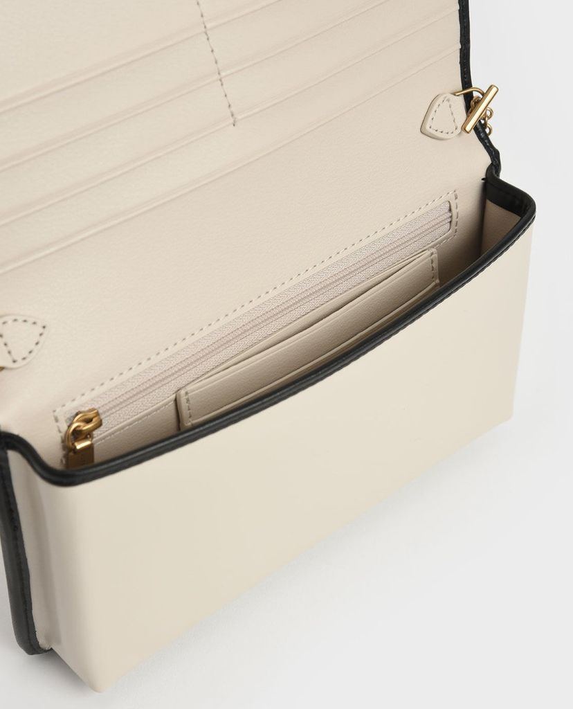 CHARLES & KEITH - Ví nữ phom chữ nhật dài Mini Front Flap
