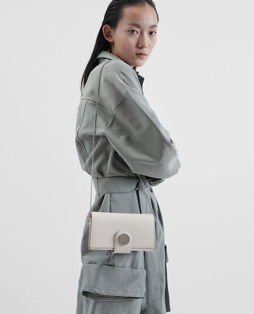 CHARLES & KEITH - Ví nữ chữ nhật Mini Chrome Button