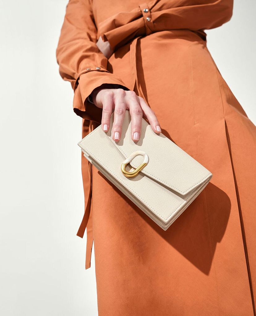 CHARLES & KEITH - Ví cầm tay nữ Stone Embellished Envelope