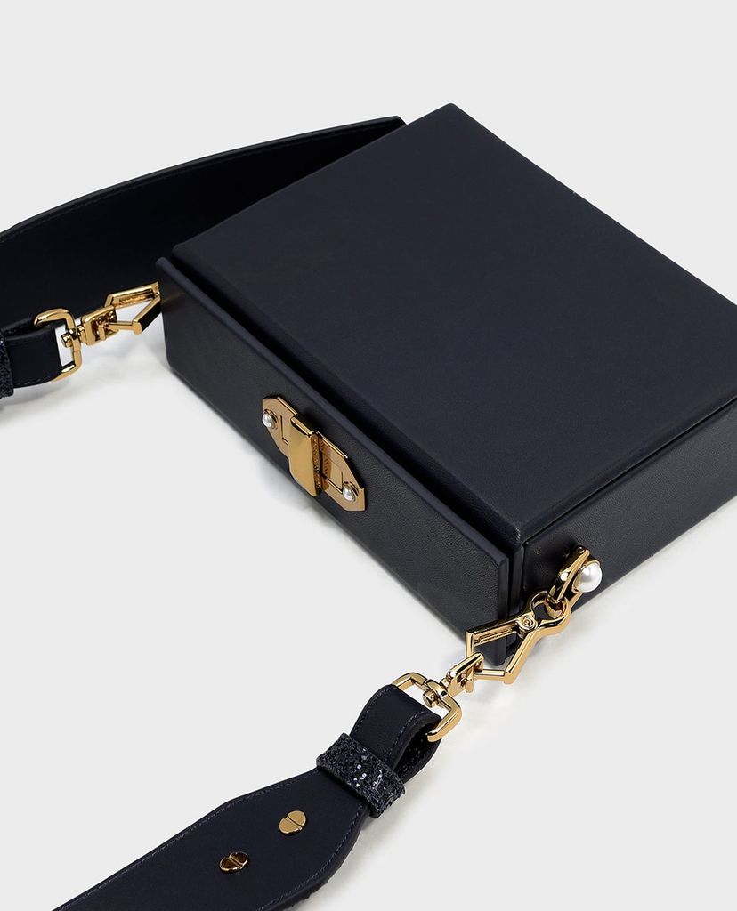 CHARLES & KEITH - Túi đeo chéo nữ hình hộp chữ nhật Pearl Embellished Boxy