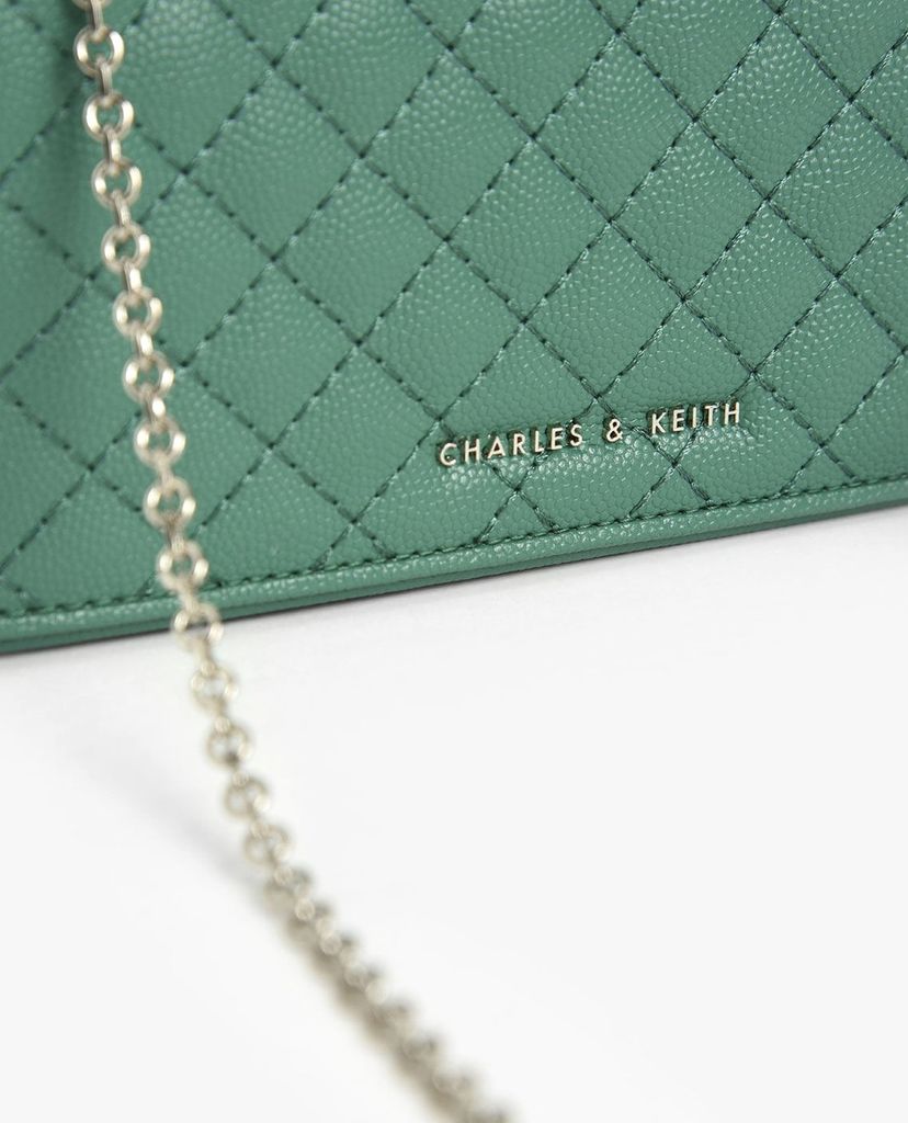 CHARLES & KEITH - Ví nữ cầm tay chữ nhật Quilted Pouch