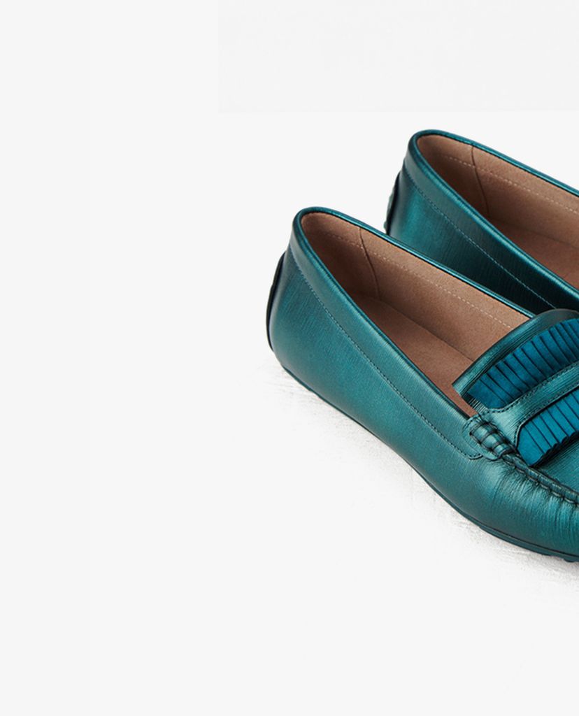PEDRO - Giày đế bệt mũi tròn Pleats Embellished Leather