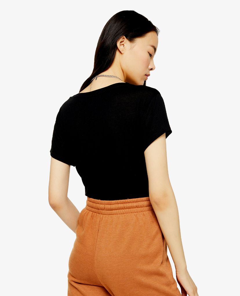 TOPSHOP - Áo thun nữ cổ tròn tay ngắn Black Clean Cut