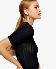 TOPSHOP - Áo thun nữ cổ tròn tay ngắn Black Ribbed