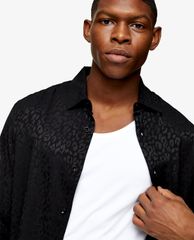 TOPMAN - Áo sơ mi nam tay dài cổ gập Black Animal Print Jacquard