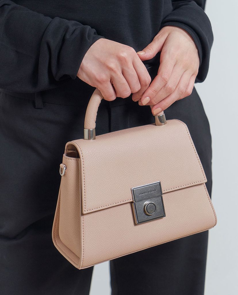 CHARLES & KEITH - Túi xách tay nữ hình thang Trapeze Top Handle
