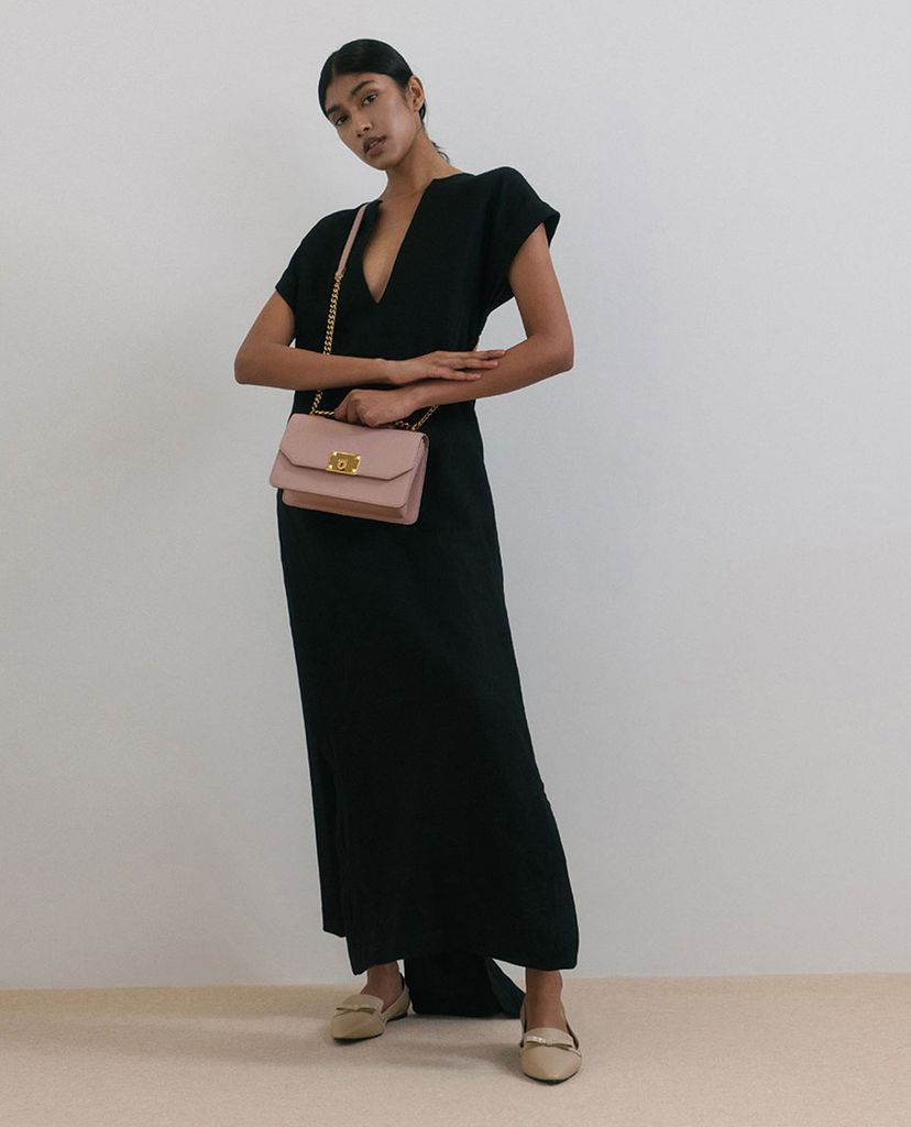 CHARLES & KEITH - Túi đeo chéo nữ nắp gập Metallic Push Lock