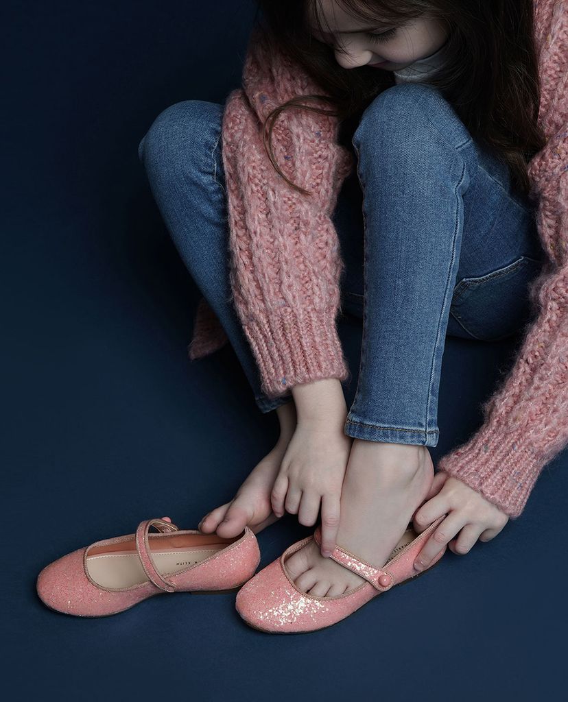 CHARLES & KEITH - Giày trẻ em đế bệt có kim tuyến Glitter Mary Jane