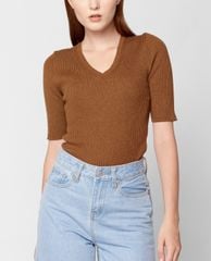 GIGI - Áo kiểu nữ phom ôm cổ V hiện đại