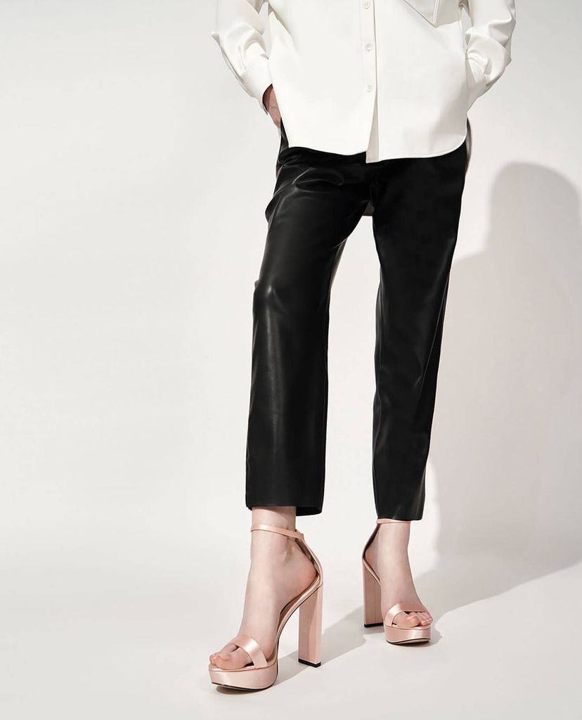 CHARLES & KEITH - Giày sandals cao gót hở mũi đế trụ Satin Platform