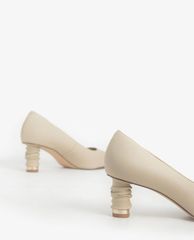 CHARLES & KEITH - Giày cao gót mũi nhọn Cylindrical Heel Pointed Toe