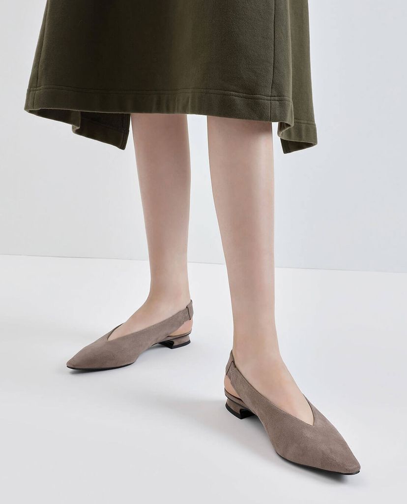 CHARLES & KEITH - Giày cao gót mũi nhọn đế vuông Textured Mini Square