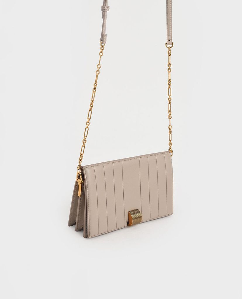 CHARLES & KEITH - Ví cầm tay nữ nắp gập Panelled Metallic Push Lock