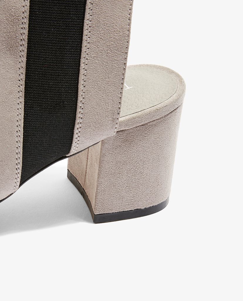 TOPSHOP - Giày boots nữ hở mũi DIP Chelsea