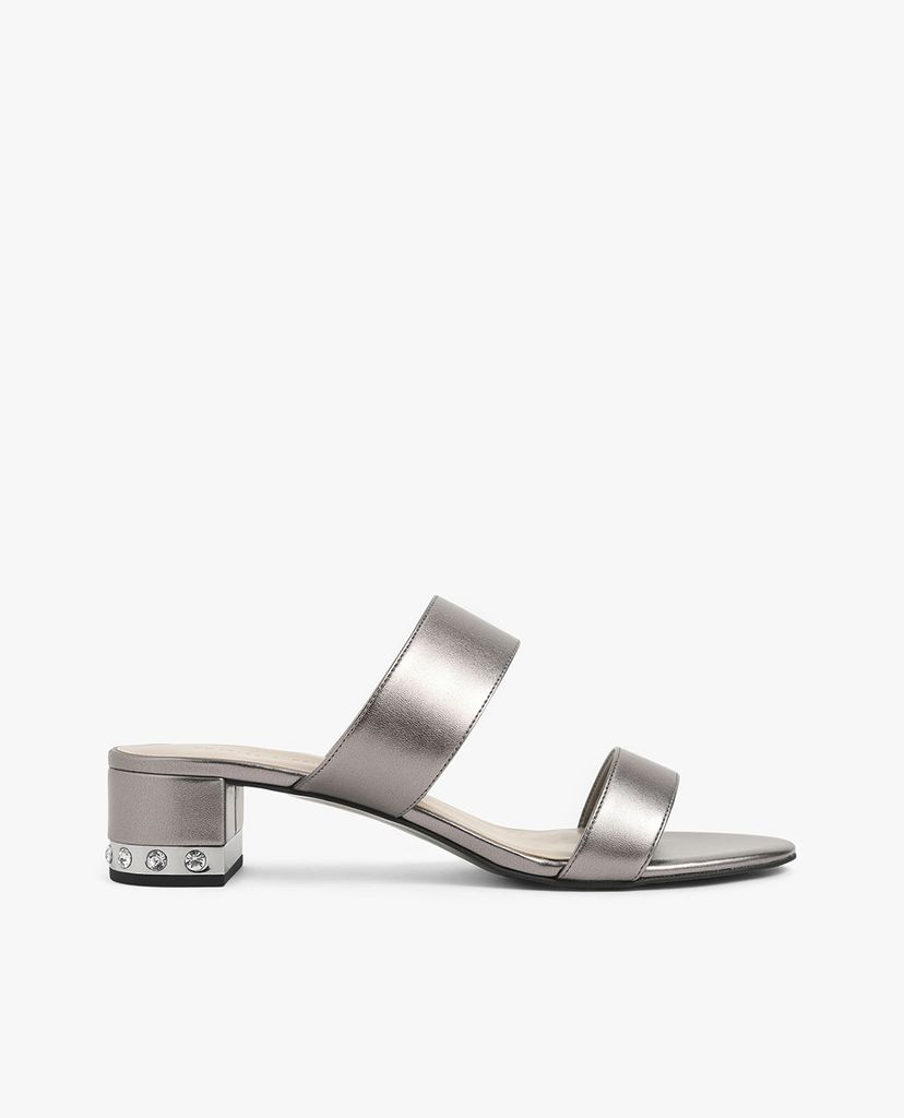 CHARLES & KEITH - Giày sandal nữ cao gót Embellished Block
